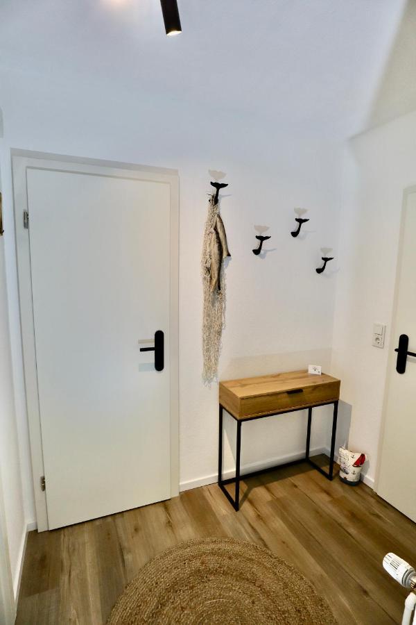 Nessmersiel, Renovierte Erdgeschosswohnung Mit Garten In Deichnaehe, Wallbox, Bettwaesche Inklusive Neßmersiel מראה חיצוני תמונה
